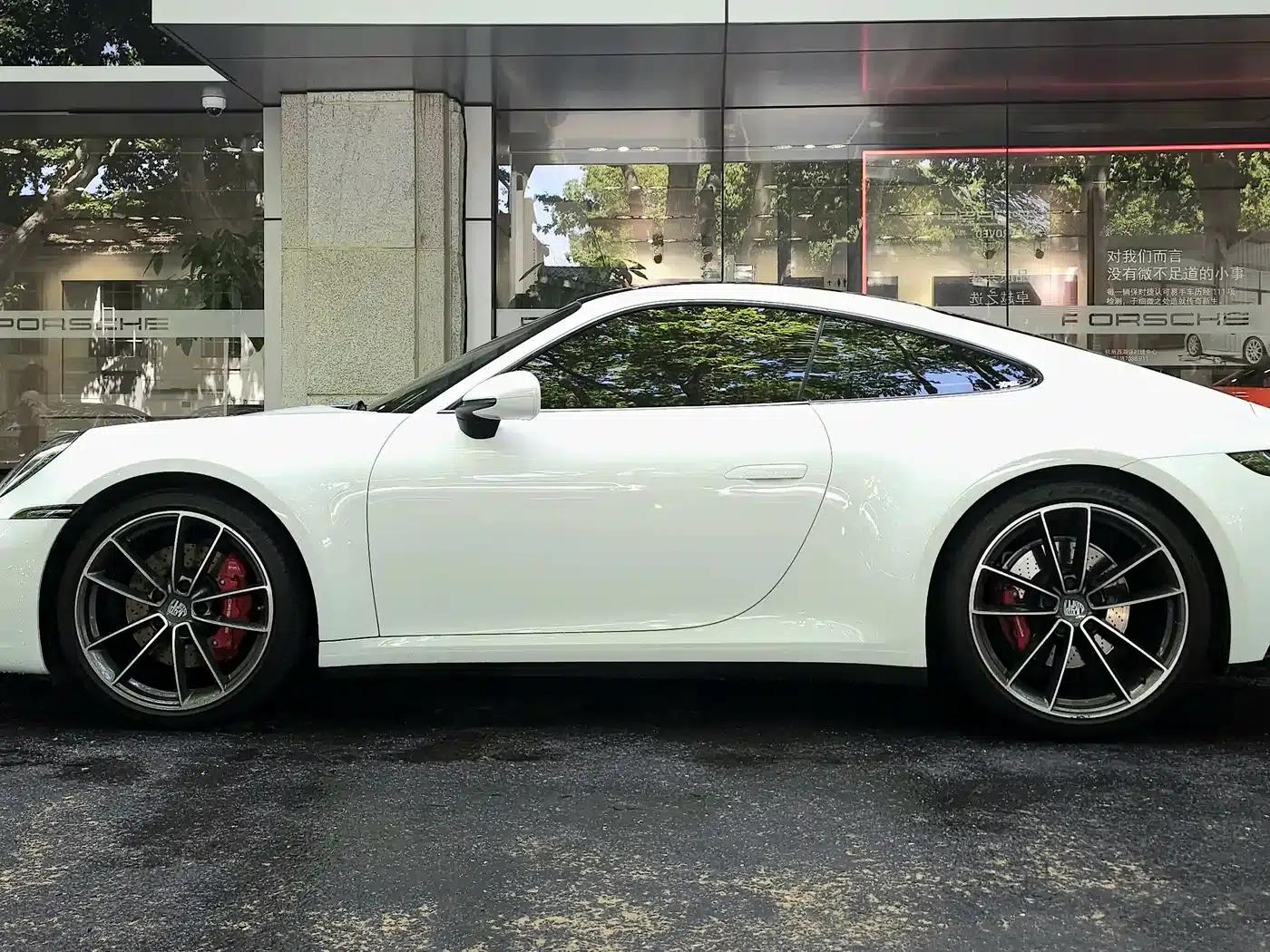 2022 Porsche 911 Carrera S 3.0T — миниатюра 2