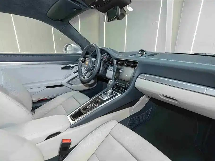 2016 Porsche 911 Carrera 4S 3.0T — миниатюра 14