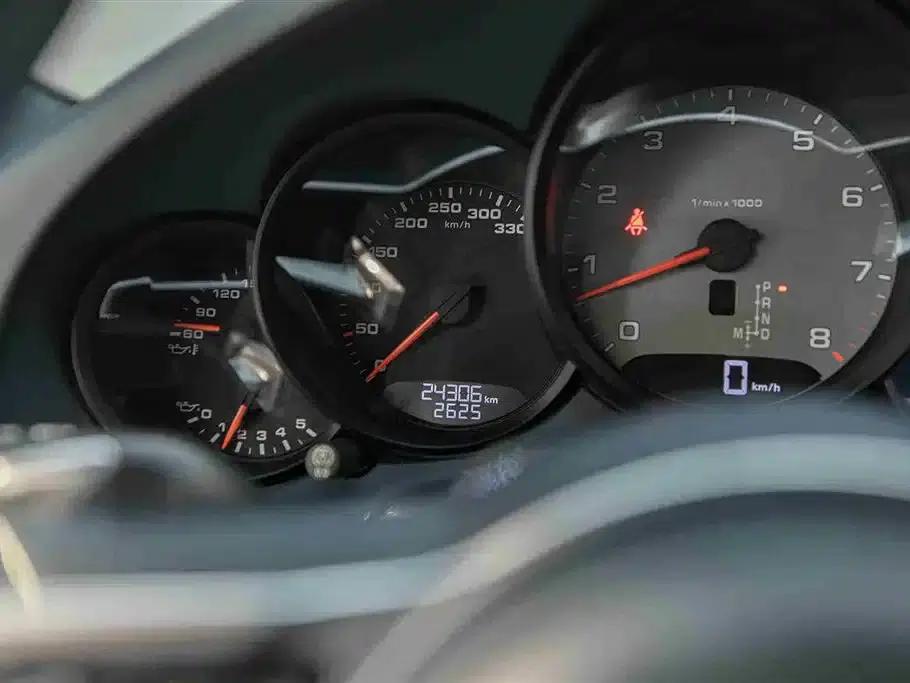 2016 Porsche 911 Carrera 4S 3.0T — миниатюра 16