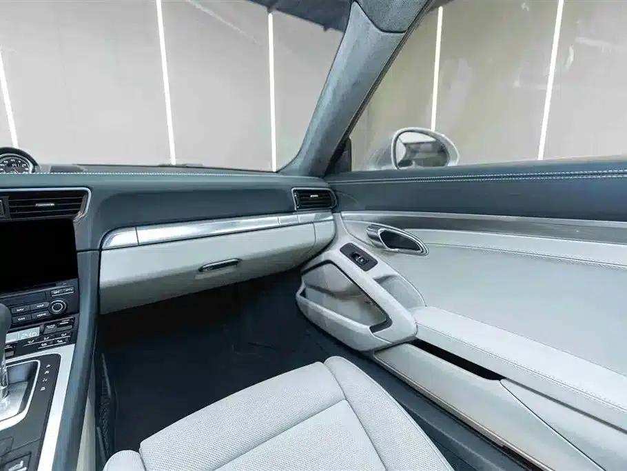 2016 Porsche 911 Carrera 4S 3.0T — миниатюра 10