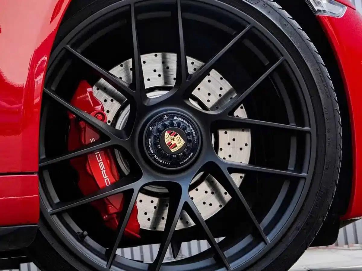 Porsche 911 2017 Carrera 4 GTS 3.0T — миниатюра 11