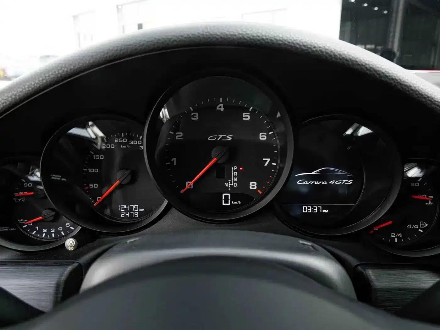 Porsche 911 2017 Carrera 4 GTS 3.0T — миниатюра 17