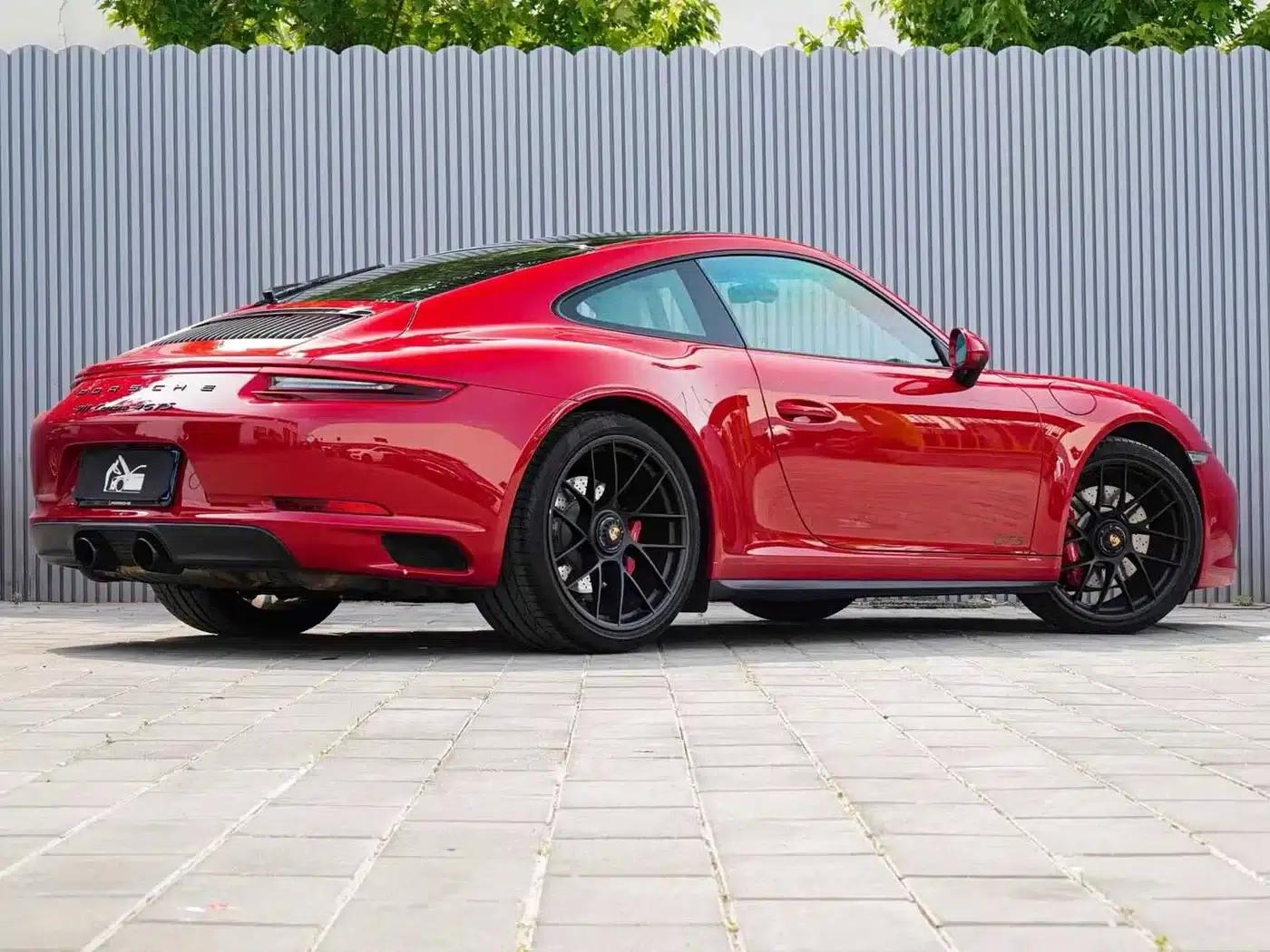 Porsche 911 2017 Carrera 4 GTS 3.0T — миниатюра 3