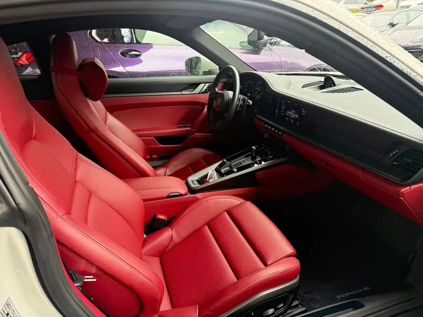 2022 Porsche 911 Carrera 3.0T — миниатюра 4