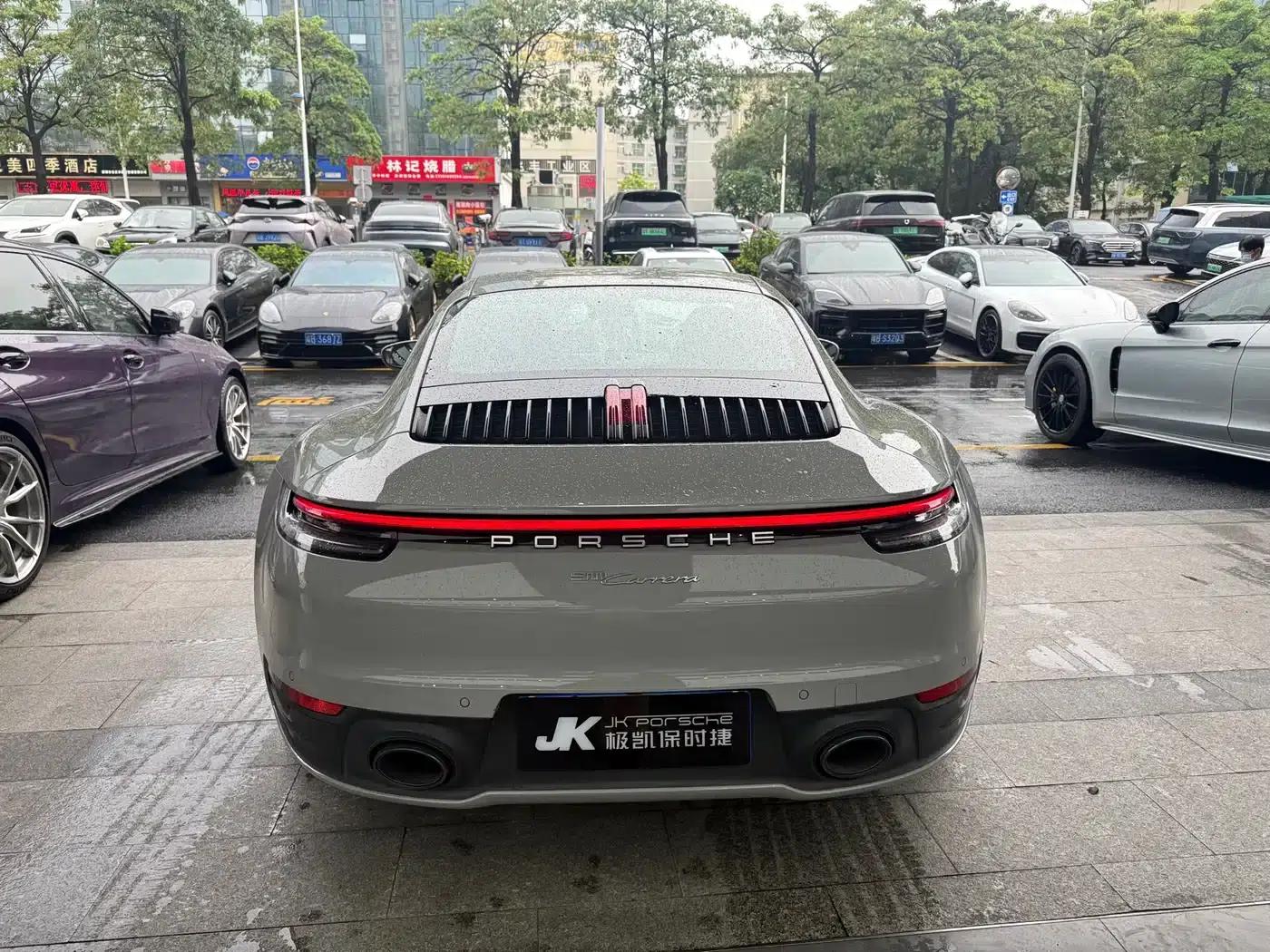 2022 Porsche 911 Carrera 3.0T — миниатюра 9