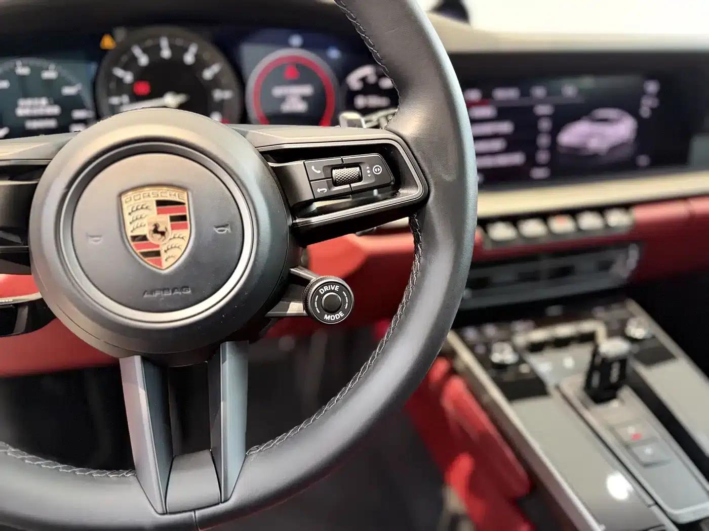 2023 Porsche 911 Carrera 3.0T — миниатюра 12