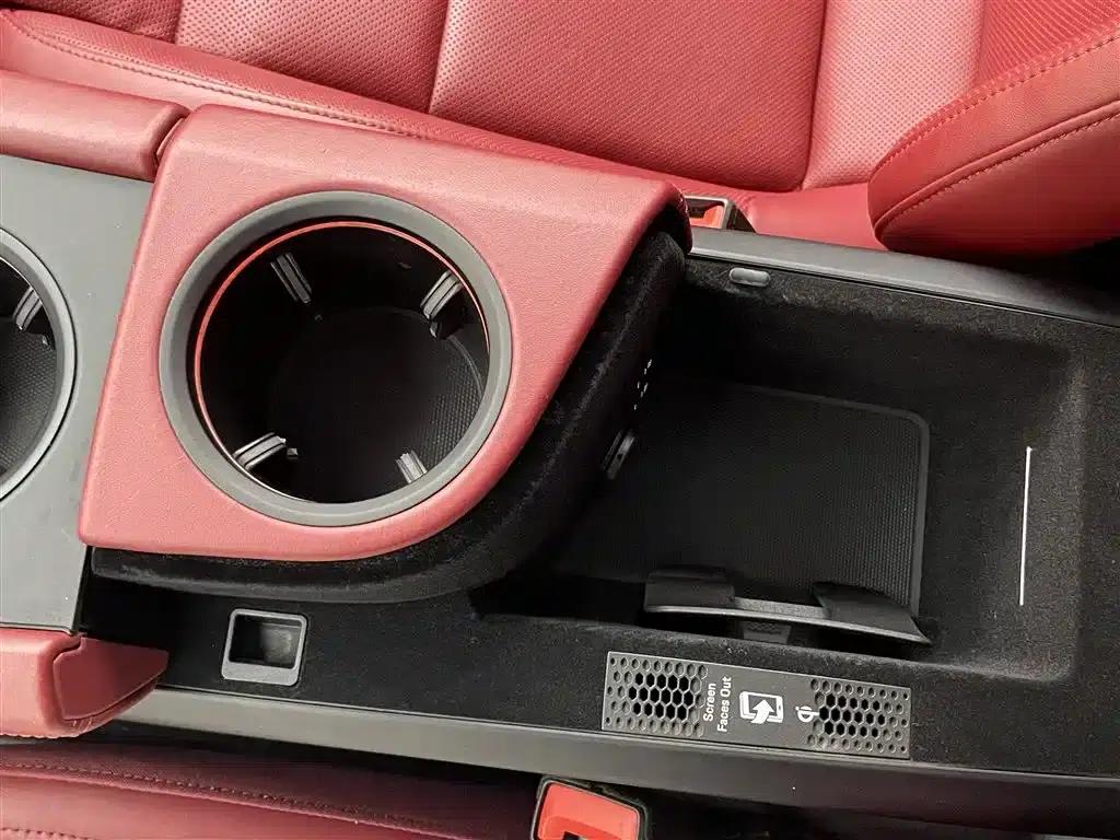2019 Taycan 4S — миниатюра 22
