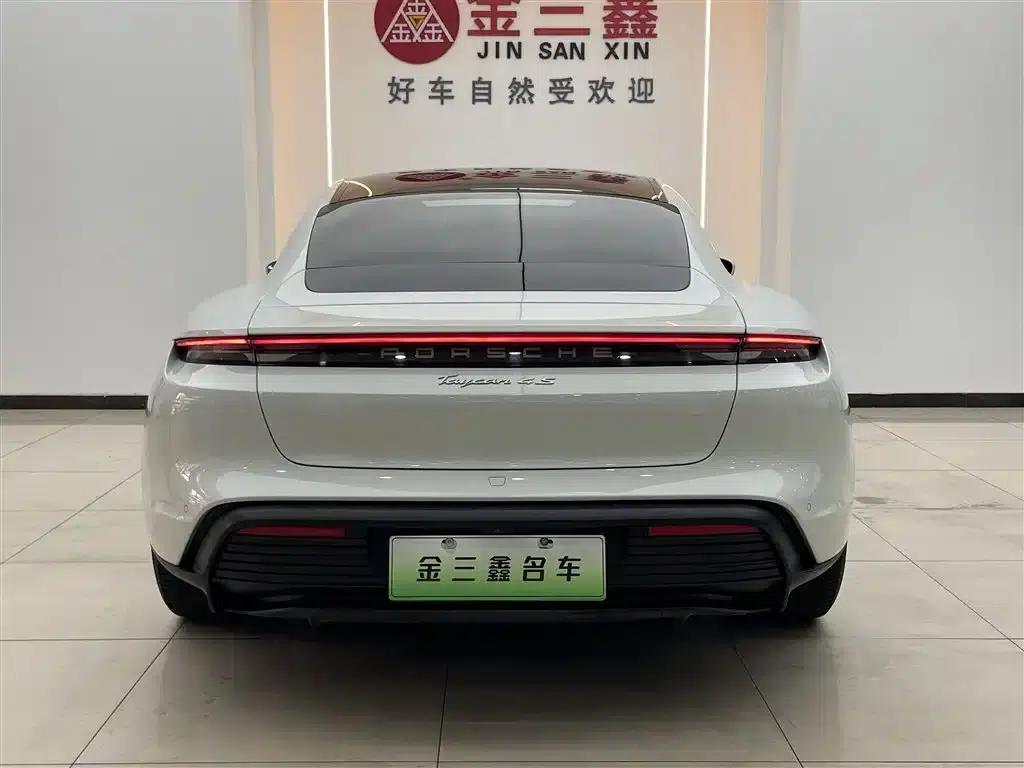 2019 Taycan 4S — миниатюра 32