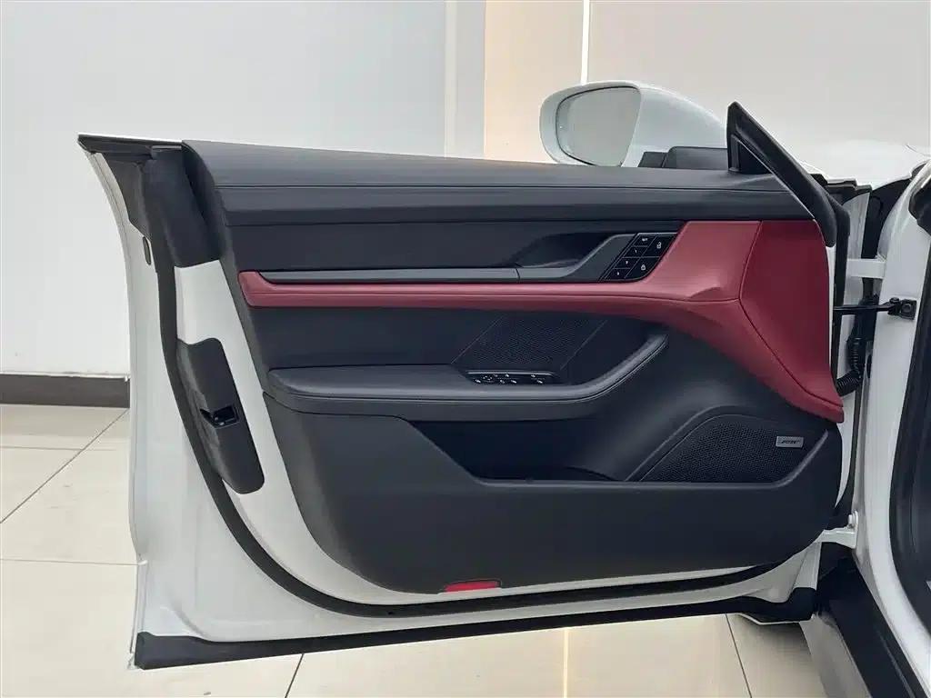 2019 Taycan 4S — миниатюра 10
