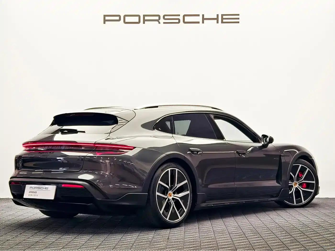 Taycan 2025 Taycan 4S Cross Turismo — миниатюра 8
