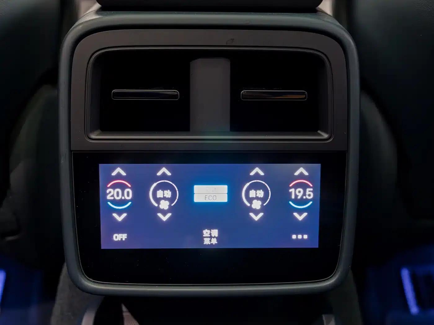 Taycan 2022 Taycan 4 Cross Turismo — миниатюра 15