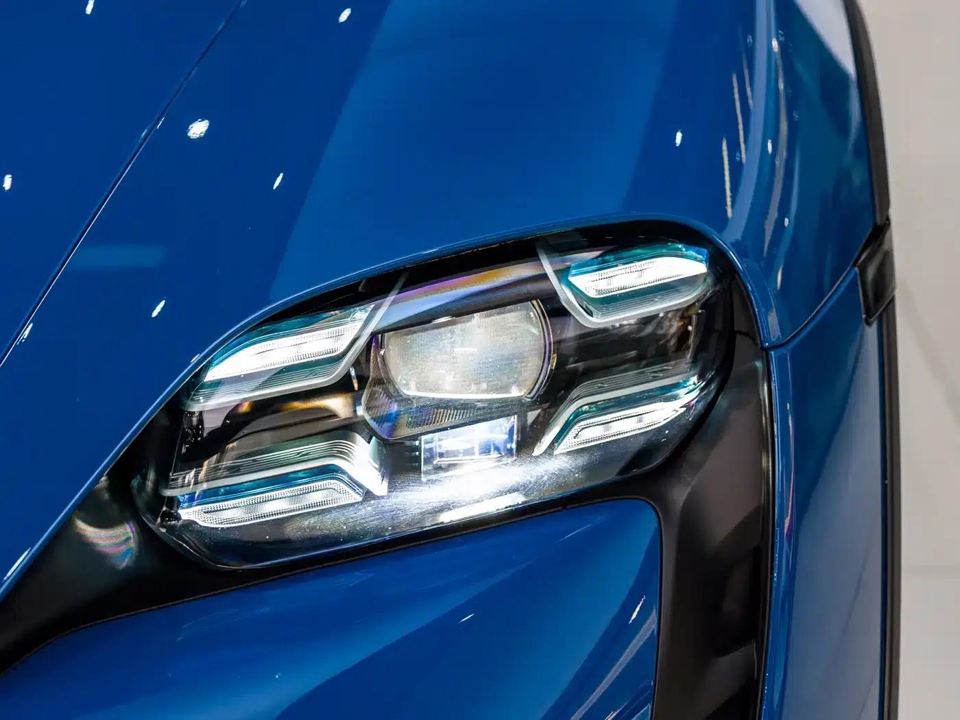 Taycan 2022 Taycan 4 Cross Turismo — миниатюра 27