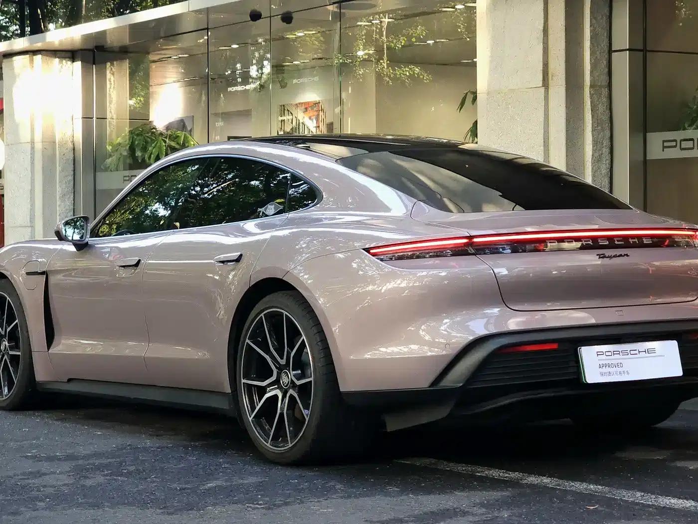 2022 Taycan Facelift — миниатюра 4