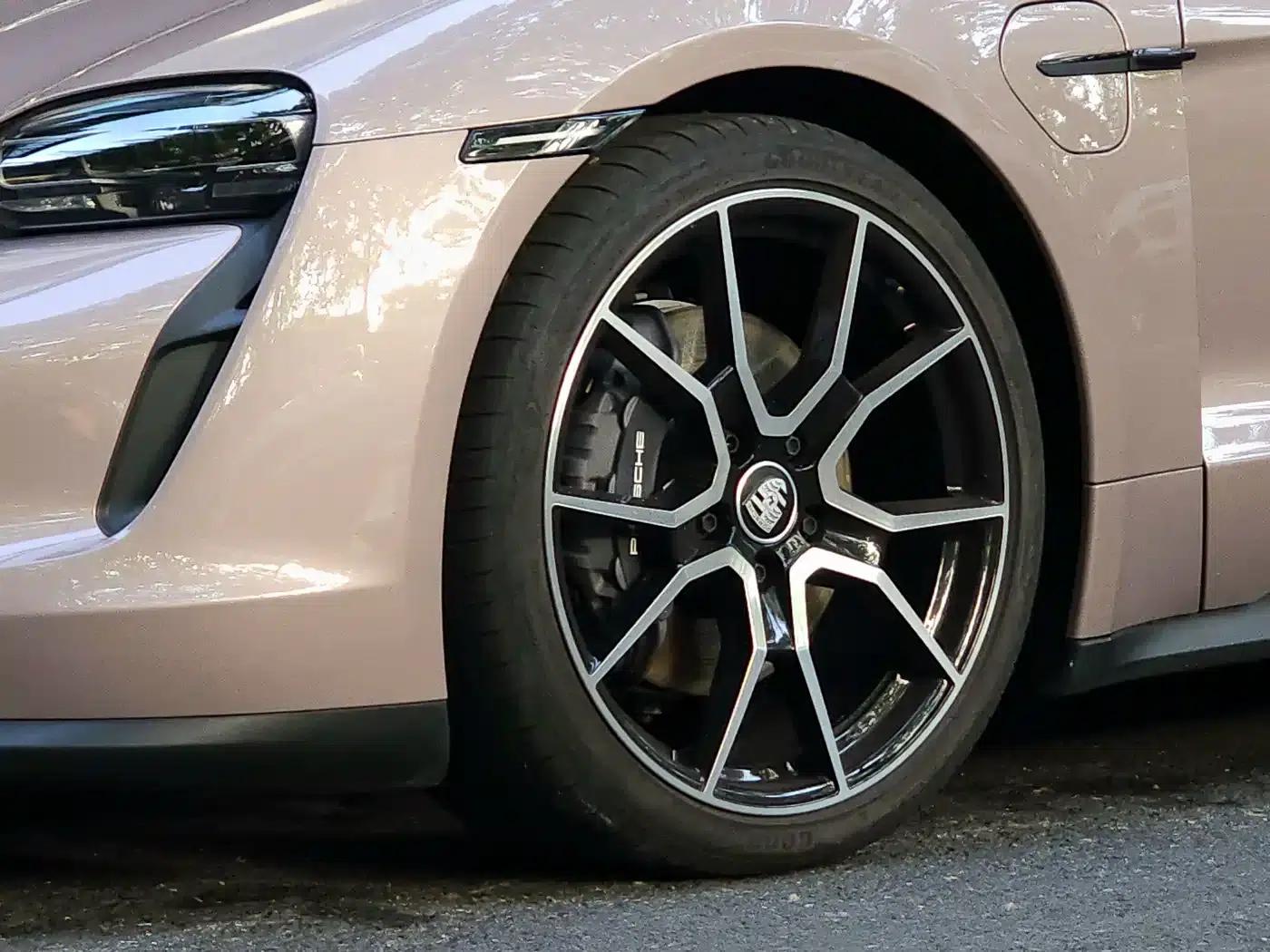 2022 Taycan Facelift — миниатюра 9