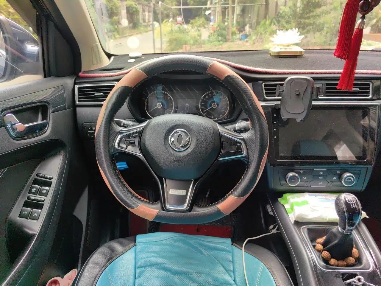 Dongfeng Fengon 580 2017 1.5T Manual Luxury Model — миниатюра 11