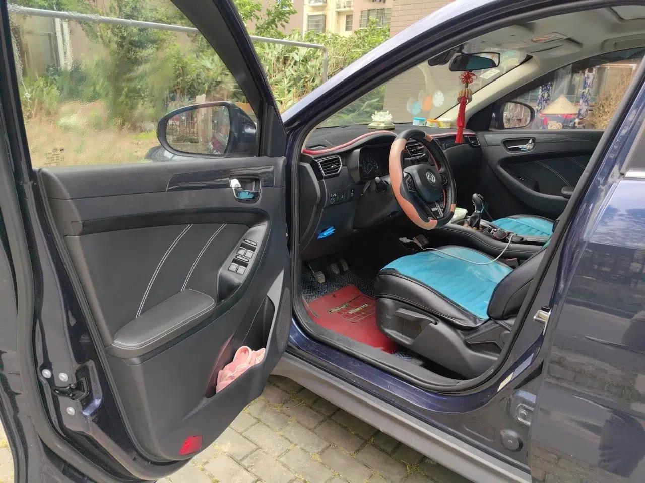 Dongfeng Fengon 580 2017 1.5T Manual Luxury Model — миниатюра 17