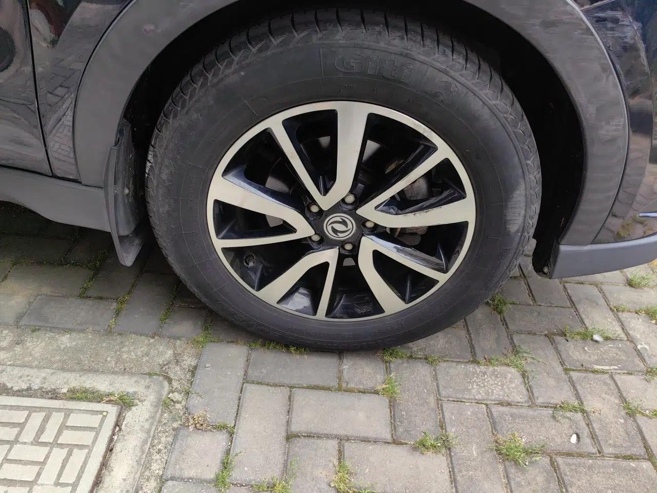 Dongfeng Fengon 580 2017 1.5T Manual Luxury Model — миниатюра 8