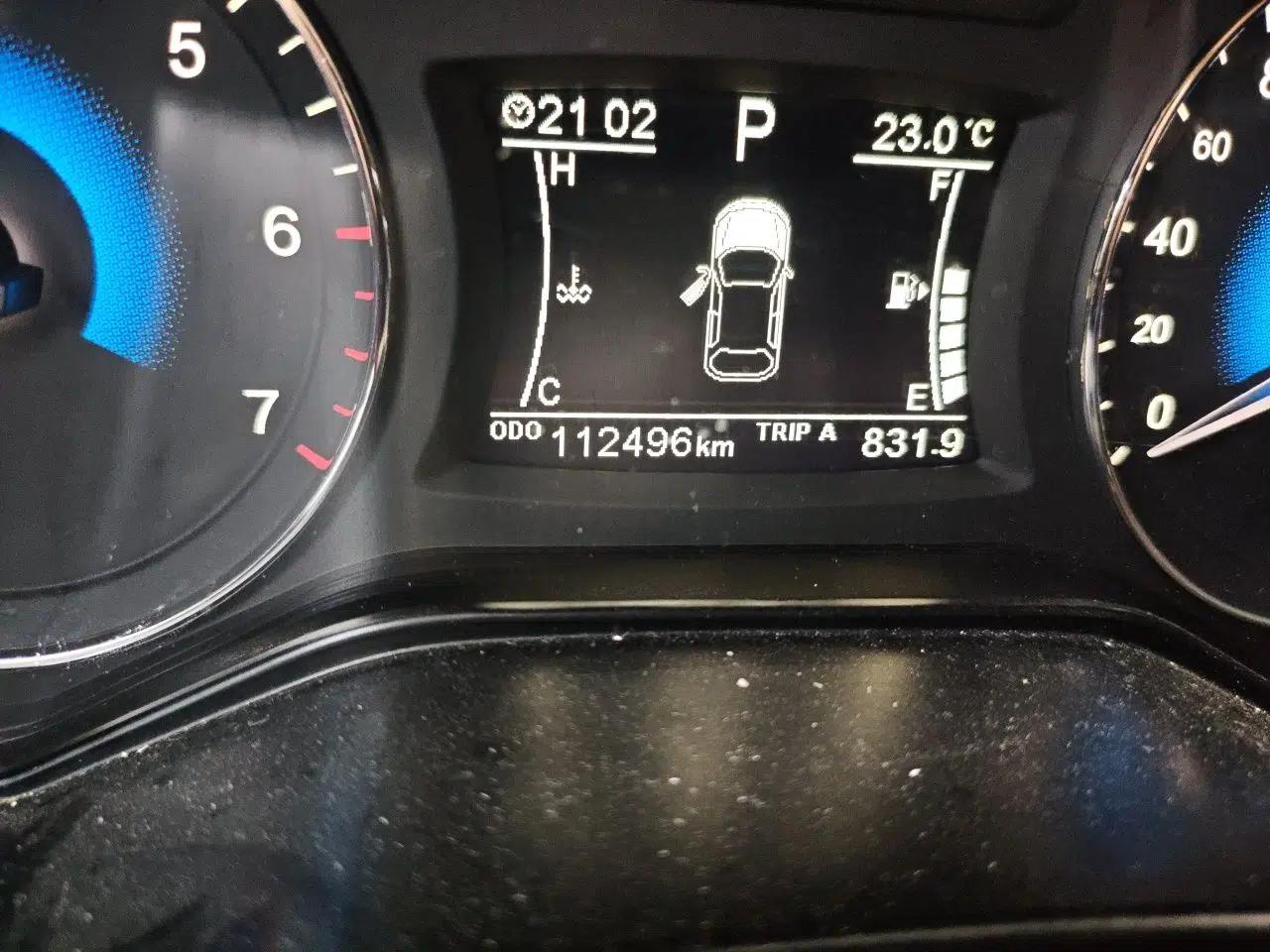 Dongfeng Fengon 580 2017 1.5T CVT Luxury Model — миниатюра 13