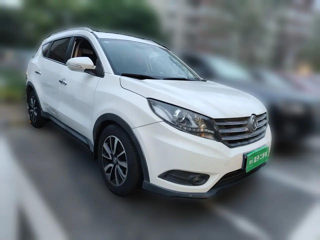 Dongfeng Fengon 580 2016 Revised Version 1.5T CVT Luxury Edition — миниатюра 3