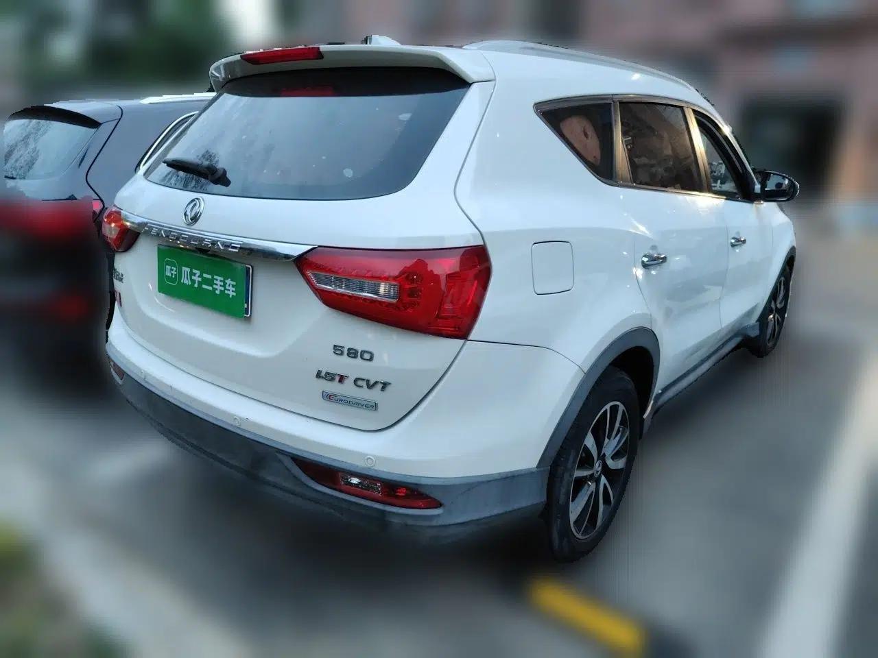Dongfeng Fengon 580 2016 Revised Version 1.5T CVT Luxury Edition — миниатюра 6