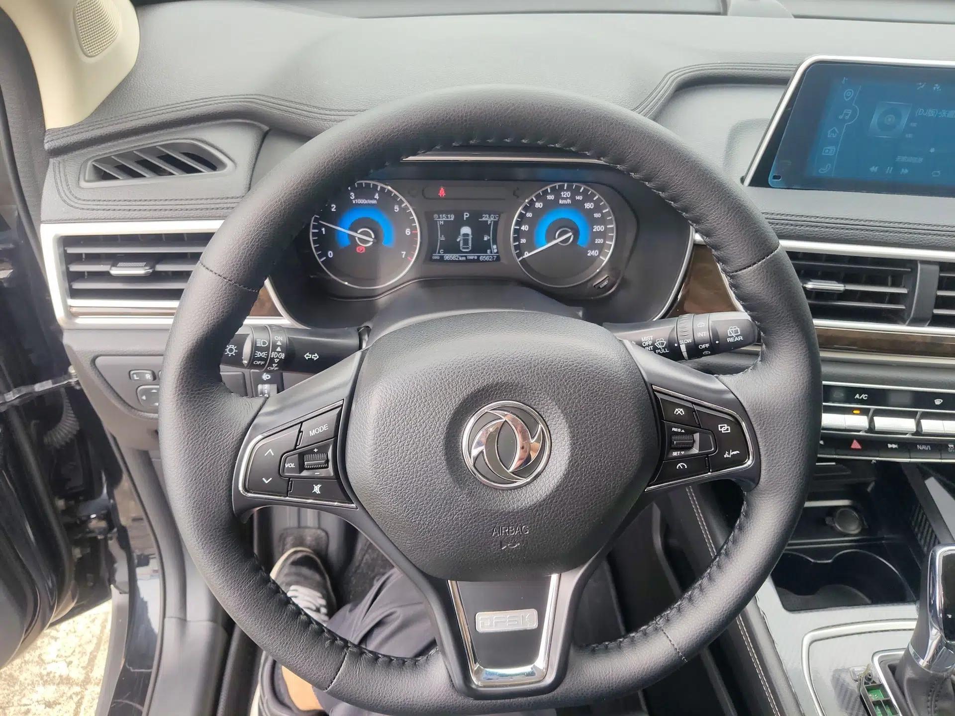 Dongfeng Fengon 580 2020 1.5T CVT Luxury Edition — миниатюра 14