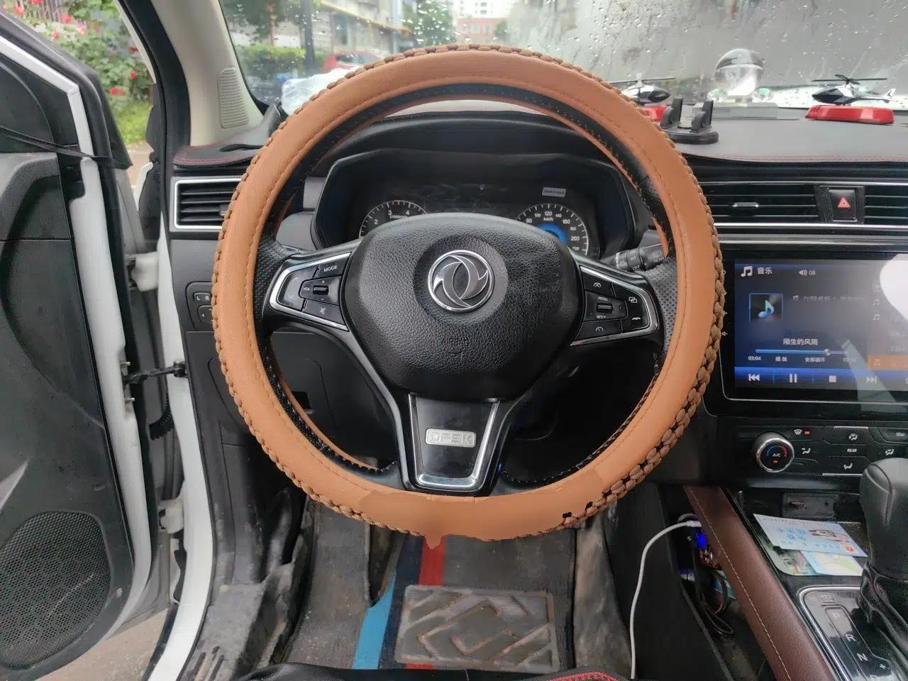 Dongfeng Fengon 580 2017 1.5T CVT Luxury Model — миниатюра 11