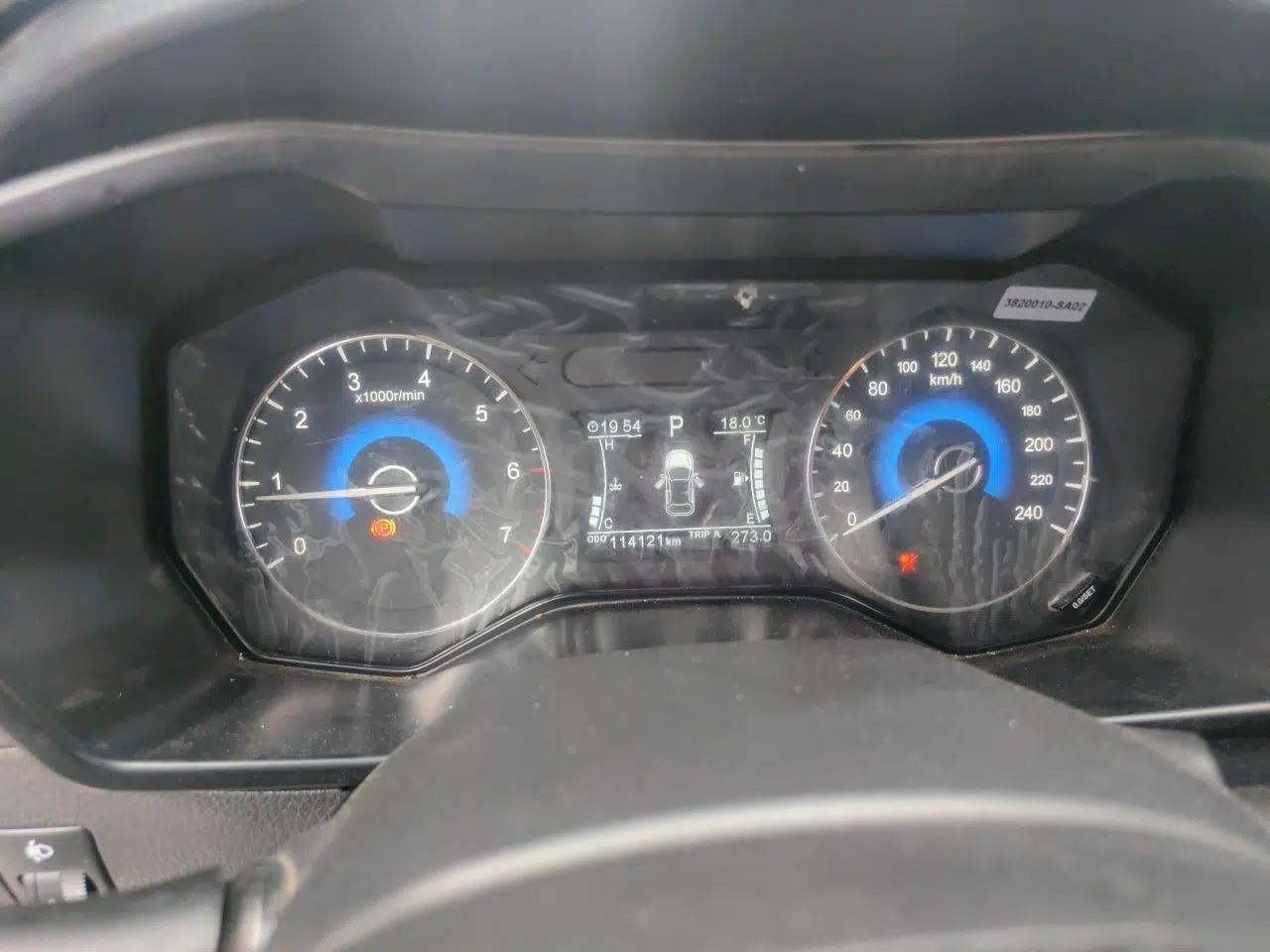 Dongfeng Fengon 580 2017 1.5T CVT Luxury Model — миниатюра 12