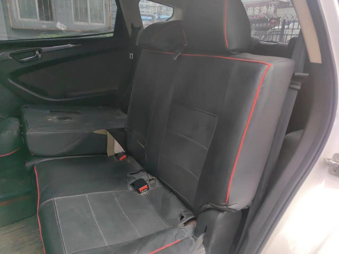 Dongfeng Fengon 580 2017 1.5T CVT Luxury Model — миниатюра 18