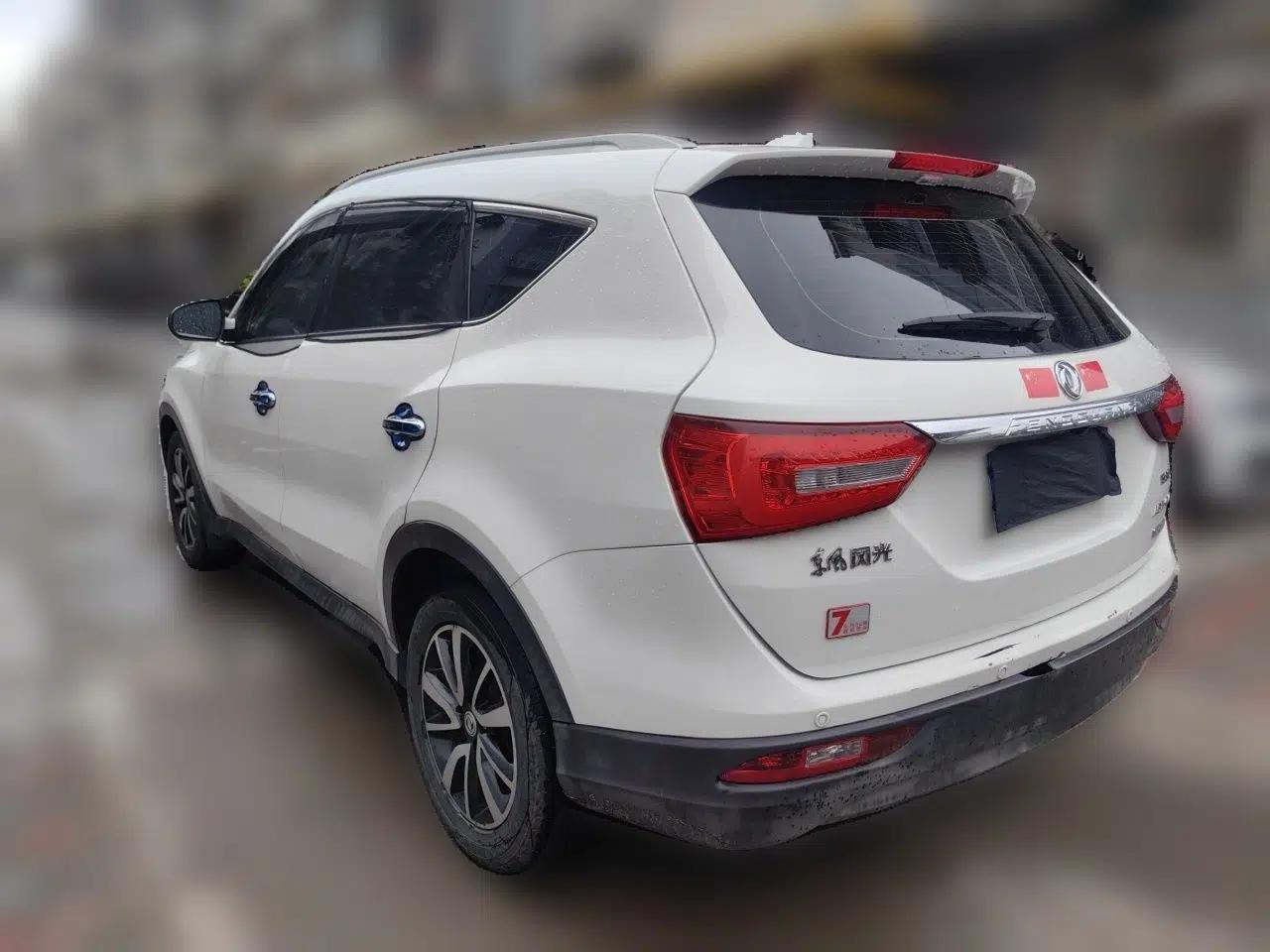 Dongfeng Fengon 580 2017 1.5T CVT Luxury Model — миниатюра 4