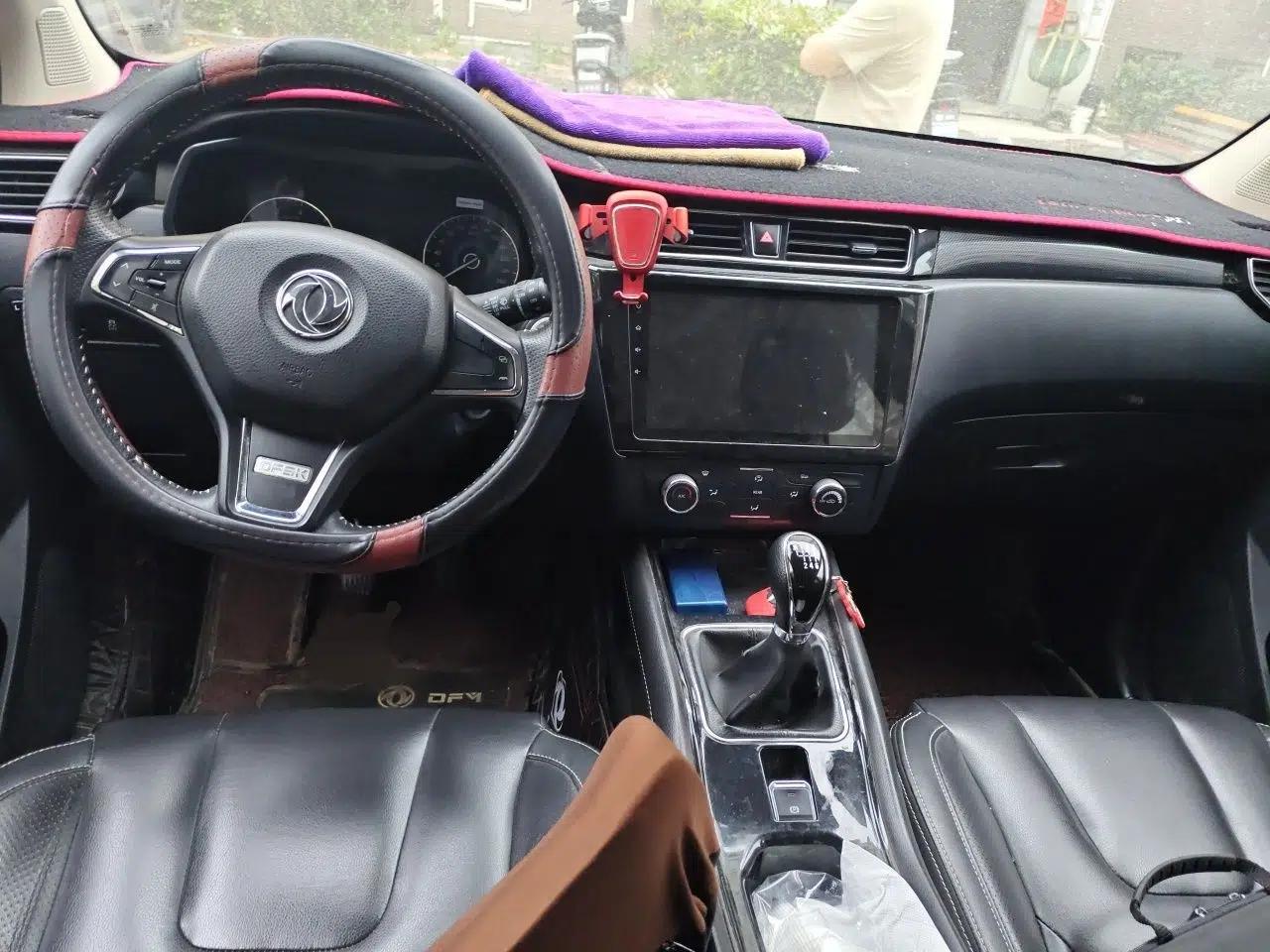 Dongfeng Fengon 580 2017 1.5T Manual Luxury Model — миниатюра 10