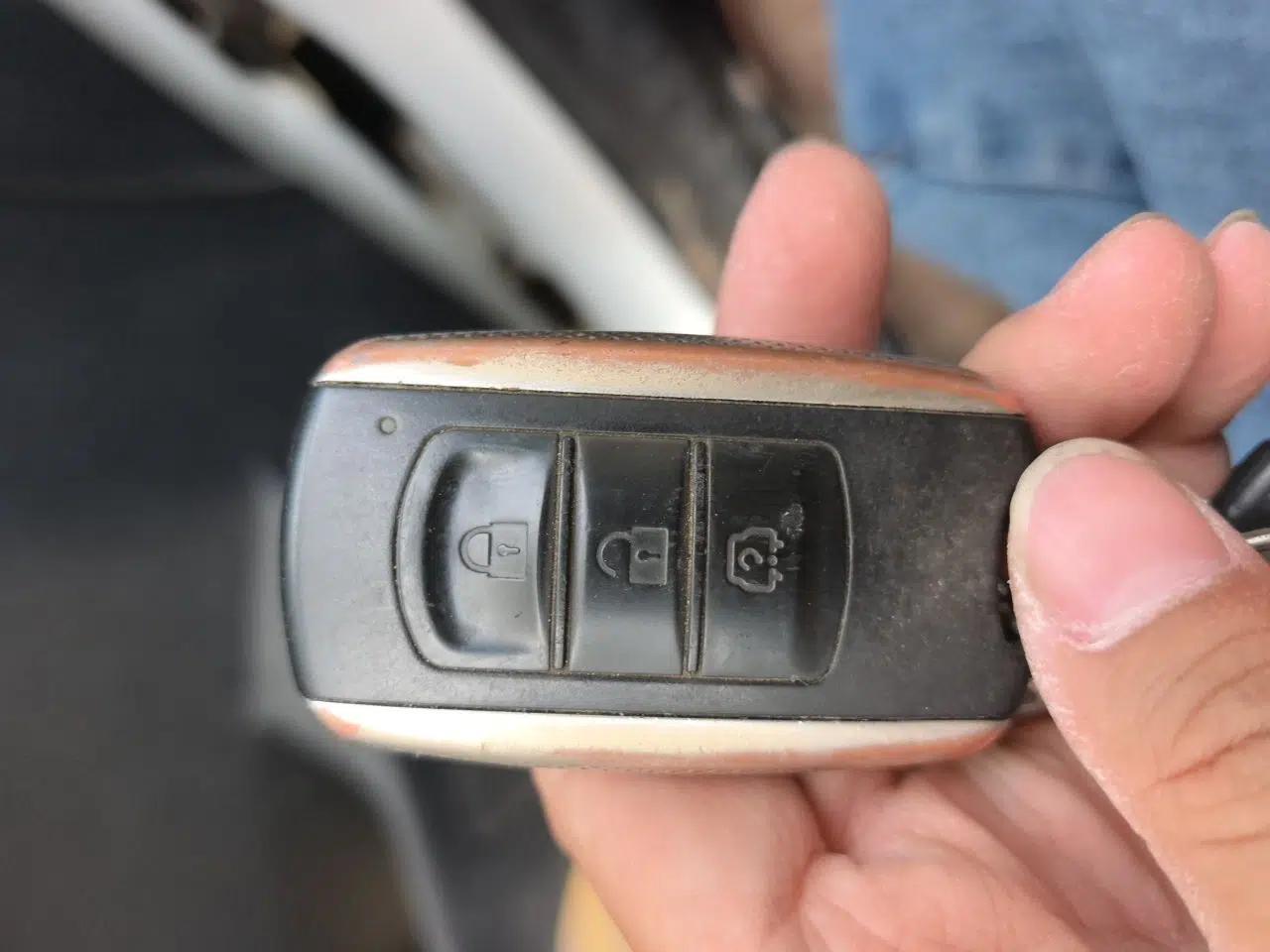 Dongfeng Fengon 580 2016 1.5T Manual Luxury Edition — миниатюра 9