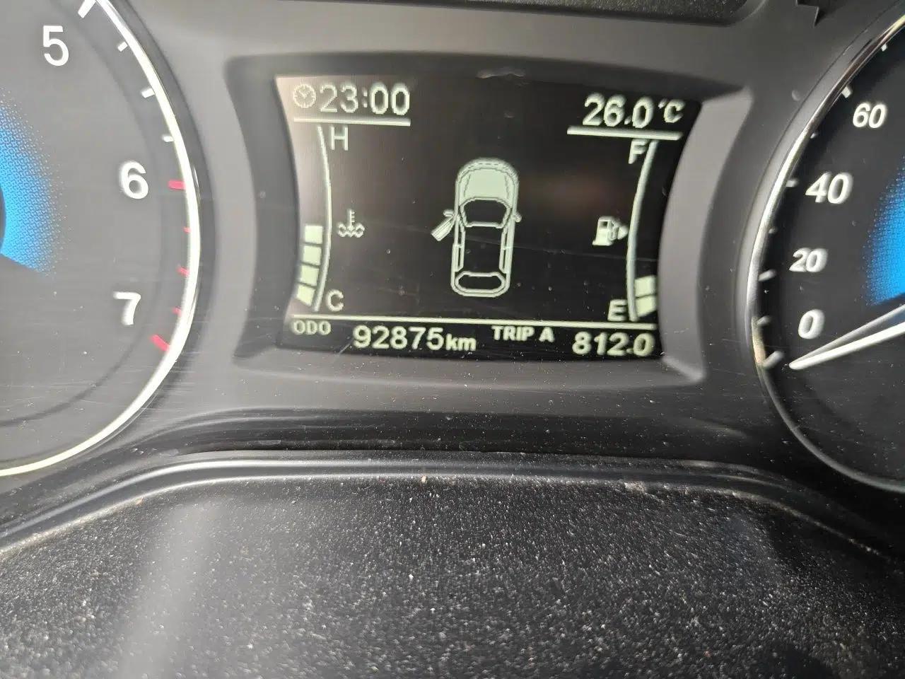 Dongfeng Fengon 580 2016 1.5T Manual Luxury Edition — миниатюра 13