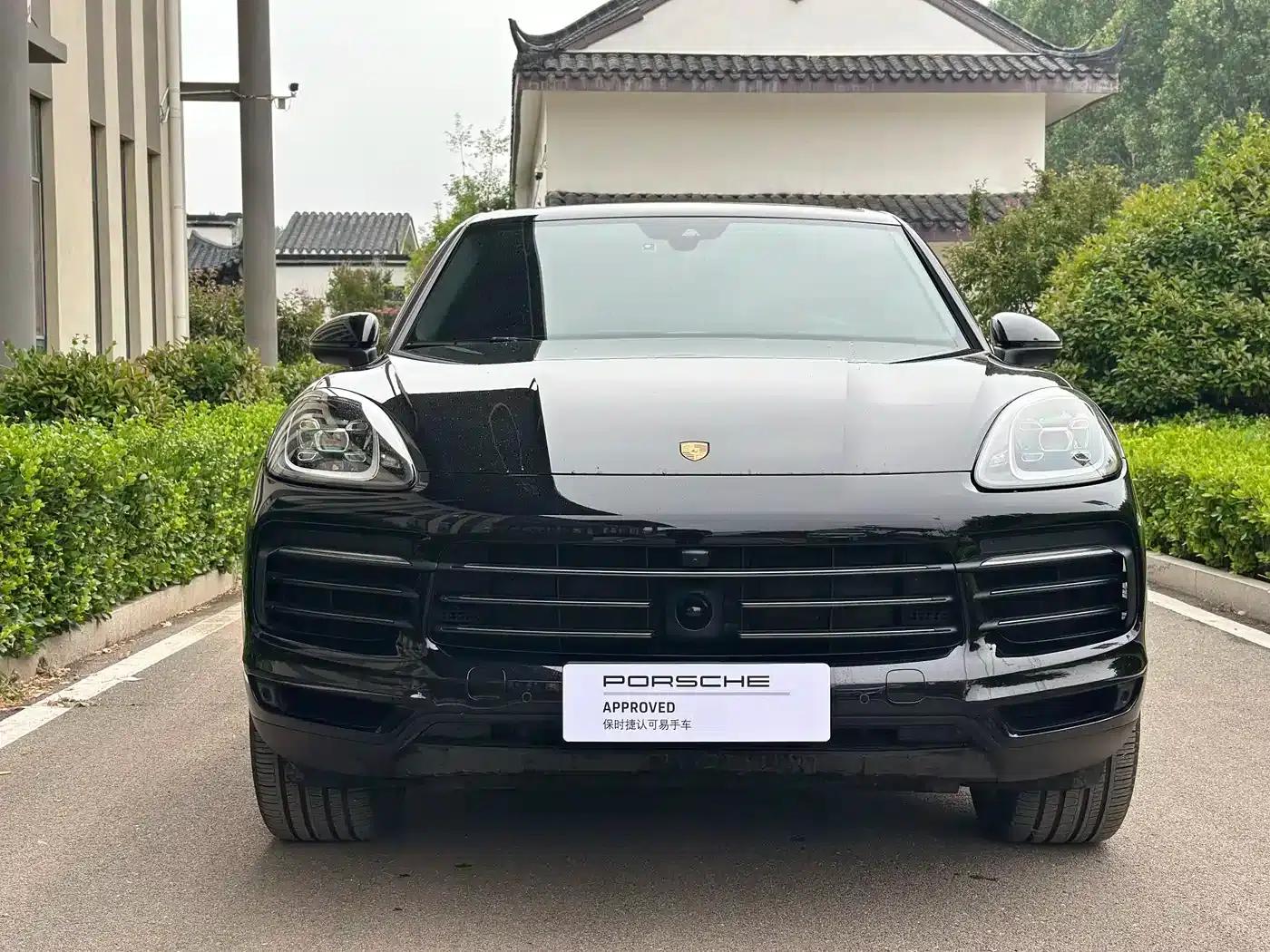 2023 Cayenne E-Hybrid 2.0T Platinum Edition — миниатюра 2