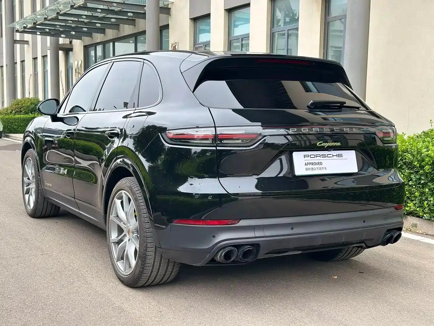 2023 Cayenne E-Hybrid 2.0T Platinum Edition — миниатюра 14