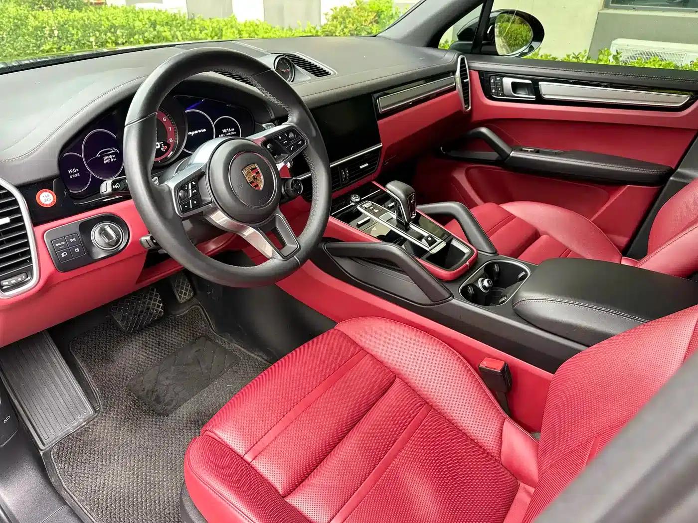 2023 Cayenne E-Hybrid 2.0T Platinum Edition — миниатюра 4