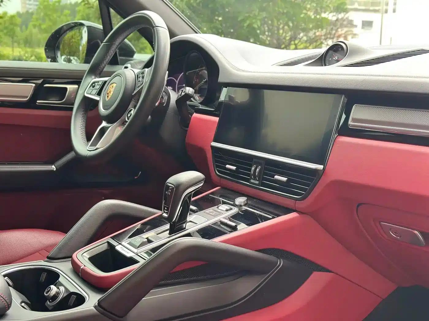 2023 Cayenne E-Hybrid 2.0T Platinum Edition — миниатюра 7