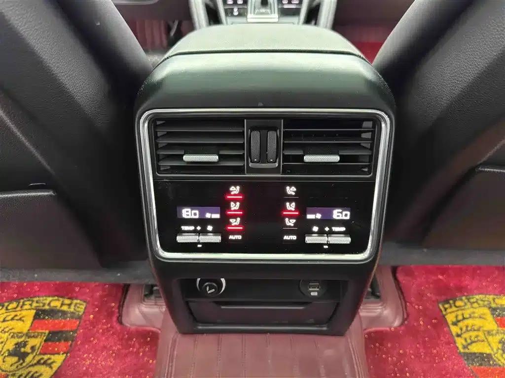 2019 Cayenne E-Hybrid 2.0T — миниатюра 11