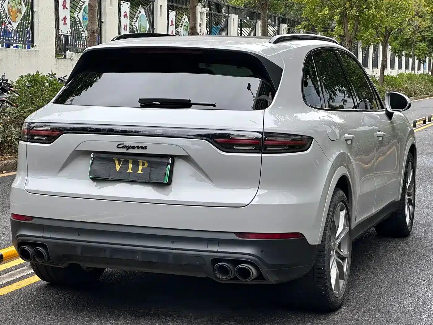 2022 Cayenne E-Hybrid 2.0T Platinum Edition — миниатюра 9