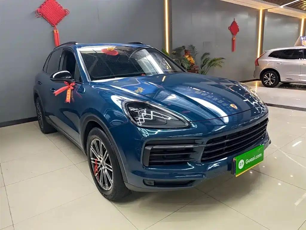 2019 Cayenne E-Hybrid 2.0T — миниатюра 4