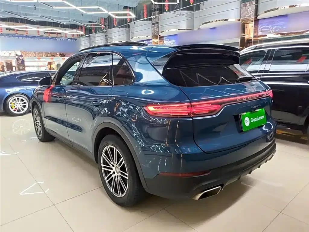 2019 Cayenne E-Hybrid 2.0T — миниатюра 5