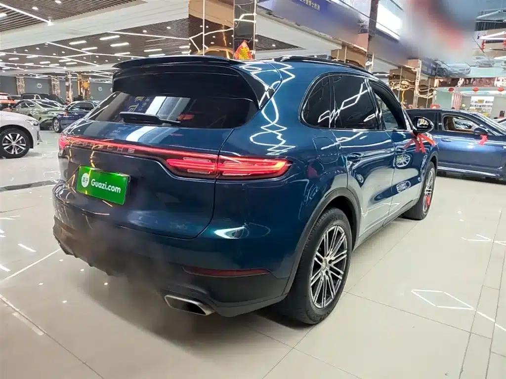 2019 Cayenne E-Hybrid 2.0T — миниатюра 7
