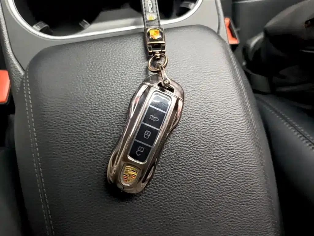 2019 Cayenne E-Hybrid 2.0T — миниатюра 9