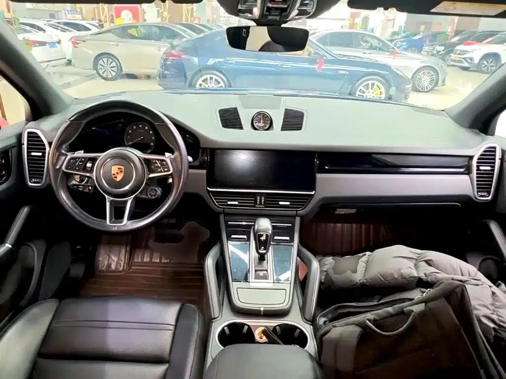 2019 Cayenne E-Hybrid 2.0T — миниатюра 10