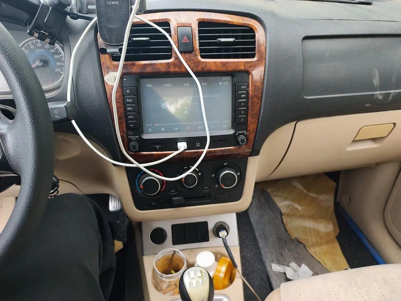 Dongfeng Fengon 330 2014 1.5L Manual Utility Version DK15 — миниатюра 14