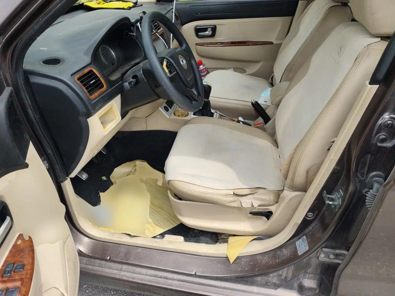 Dongfeng Fengon 330 2014 1.5L Manual Utility Version DK15 — миниатюра 16