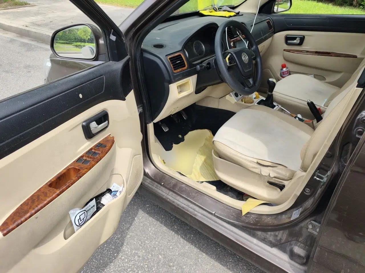 Dongfeng Fengon 330 2014 1.5L Manual Utility Version DK15 — миниатюра 17