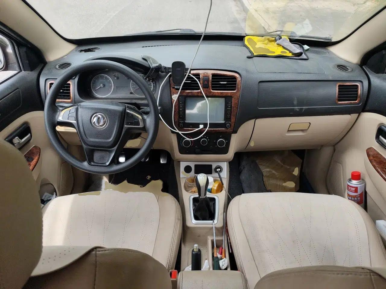 Dongfeng Fengon 330 2014 1.5L Manual Utility Version DK15 — миниатюра 10