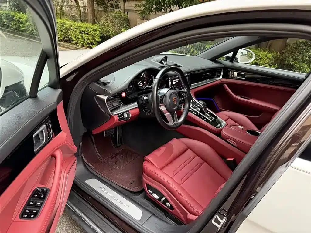 2017 Panamera 4 E-Hybrid Executive Long Wheelbase 2.9T — миниатюра 5