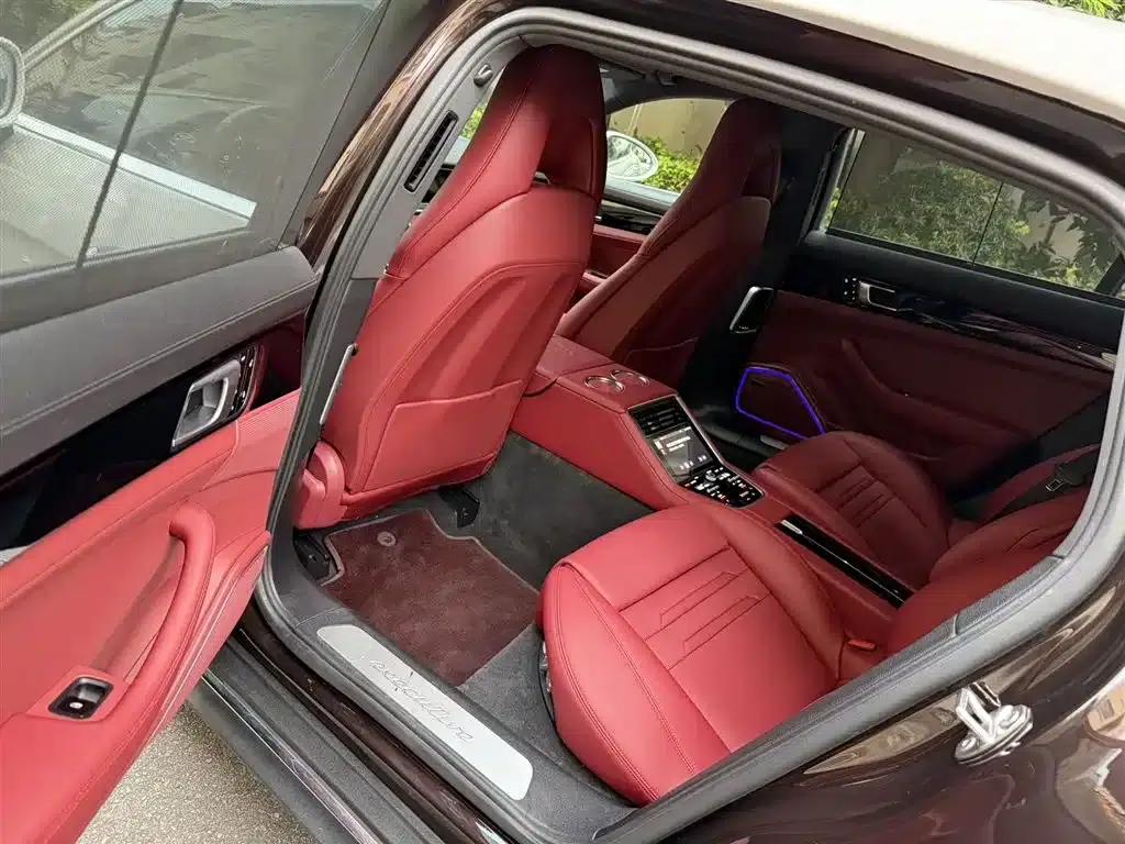 2017 Panamera 4 E-Hybrid Executive Long Wheelbase 2.9T — миниатюра 7