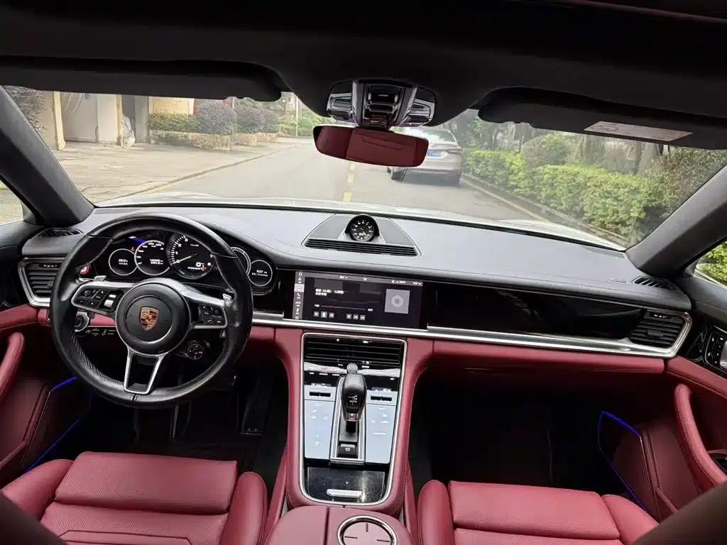 2017 Panamera 4 E-Hybrid Executive Long Wheelbase 2.9T — миниатюра 8